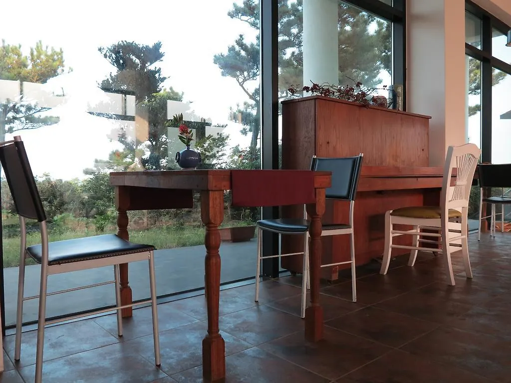 Ssaris Pension Jeju 0*,  South Korea
